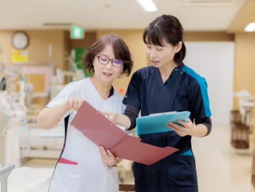 話している様子
